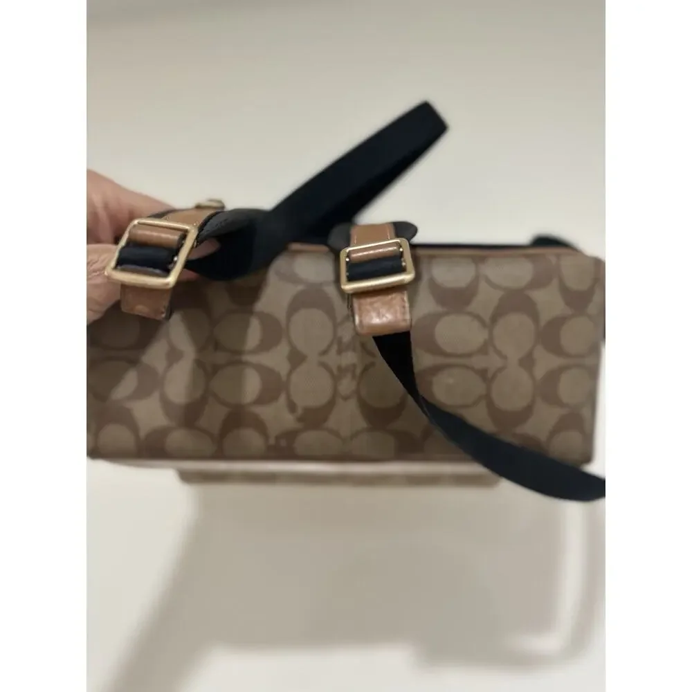 Coach Court Backpack in the blocked signature coated canvas #36